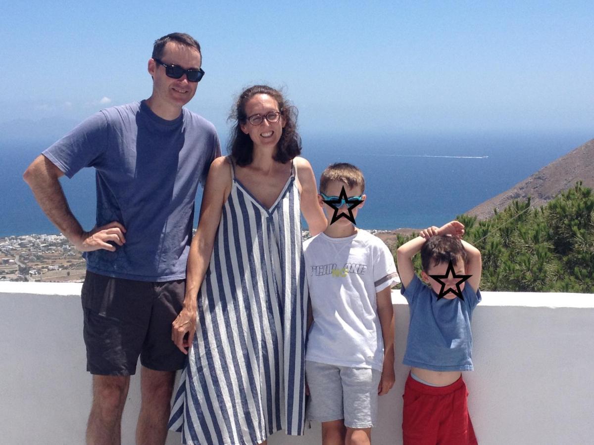 Deltami Santorini Lägenhet Pýrgos Exteriör bild